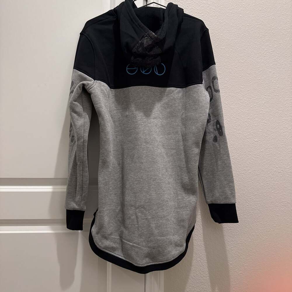 Destiny 2 Prophecy Dungeon Emissary IX Gray Hoodie - Picture 2 of 3